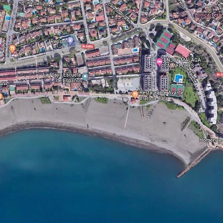 Playa La Cala In Front Of The Beach Free Parking Малага Экстерьер фото
